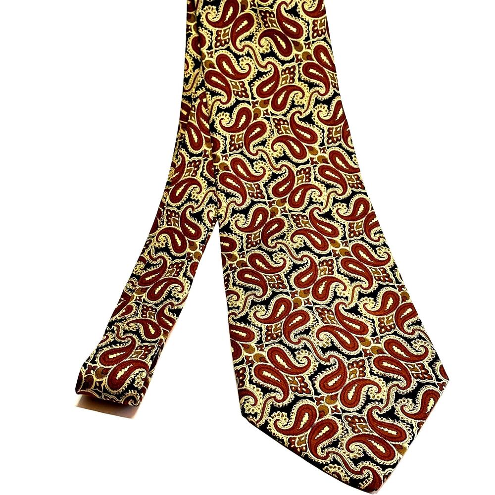 FENDI Necktie Cravatte Roma Silk Paisley Patterned 100% silk